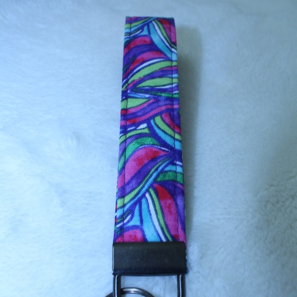Rainbow Swirl Key Chain - Key Lanyard - Key Wristlet - Picture 5 of 7